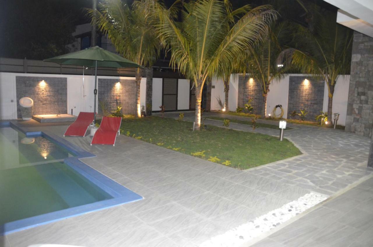 Mont Choisy Azura Vila Exterior foto